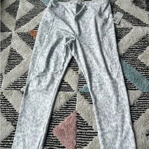 NWT Jockey Leggings (Moisture Wicking Pockets)